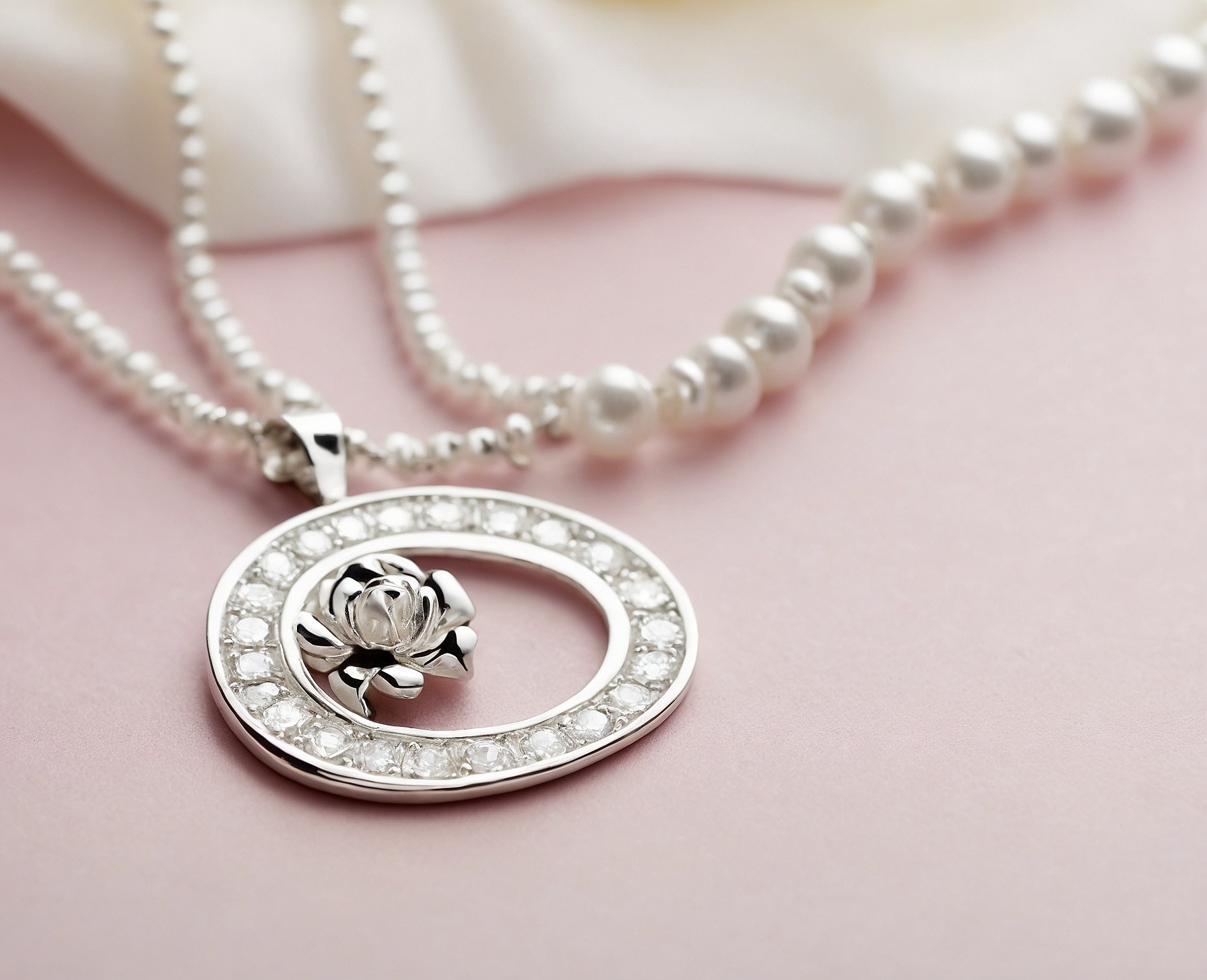 Collar personalizado con inicial de plata - Imagen 3